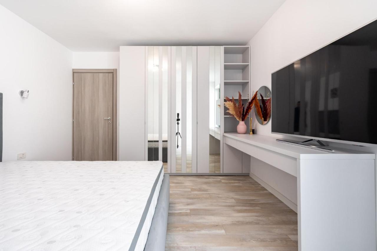 Central Apartment Diamond ブカレスト エクステリア 写真
