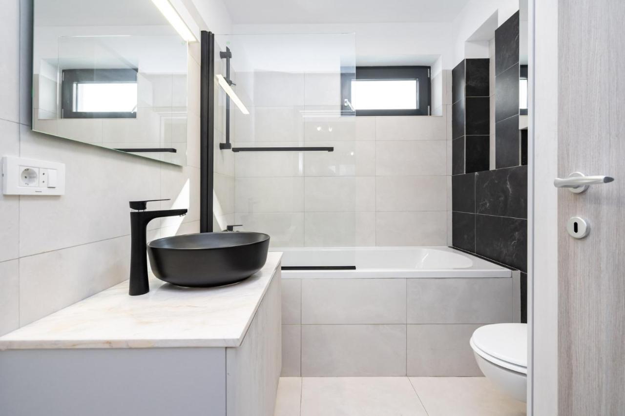 Central Apartment Diamond ブカレスト エクステリア 写真